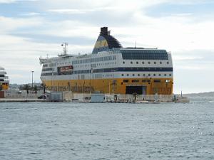 2018 03 12 TOULON BALLADE DANS LES RUES ET AU PORT (8)